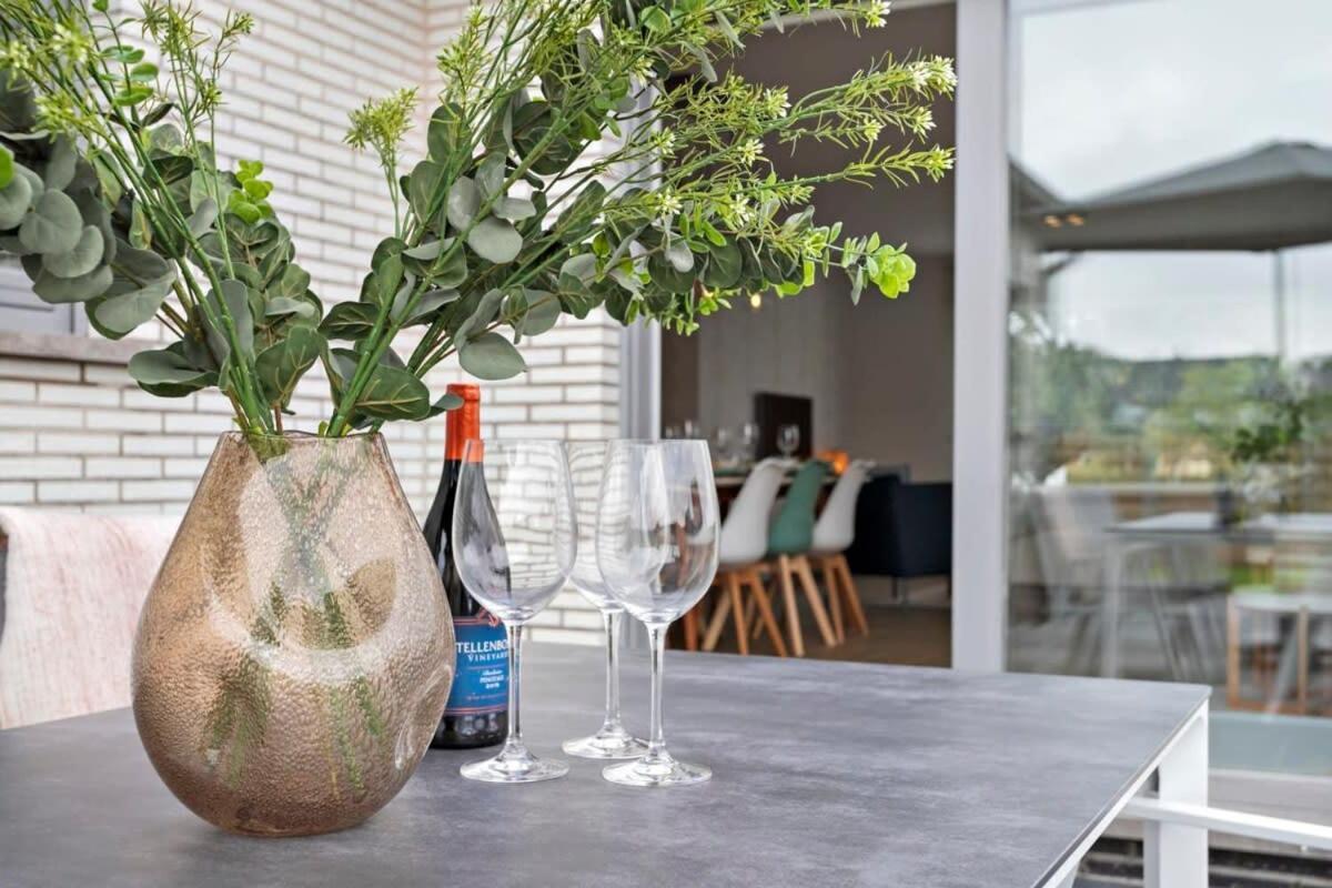 Huswell - Spacious Bungalow With Garden Near The Beach & Sea Middelkerke Exterior foto