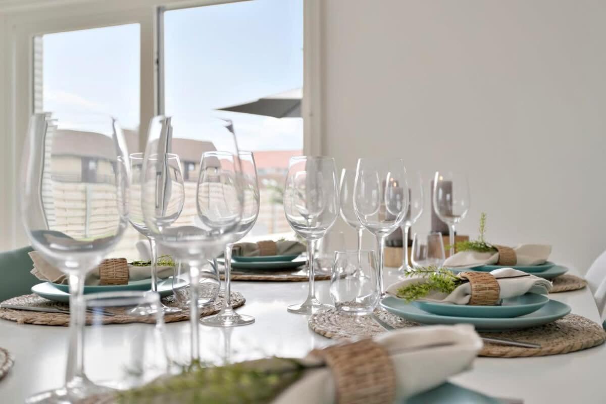Huswell - Spacious Bungalow With Garden Near The Beach & Sea Middelkerke Exterior foto
